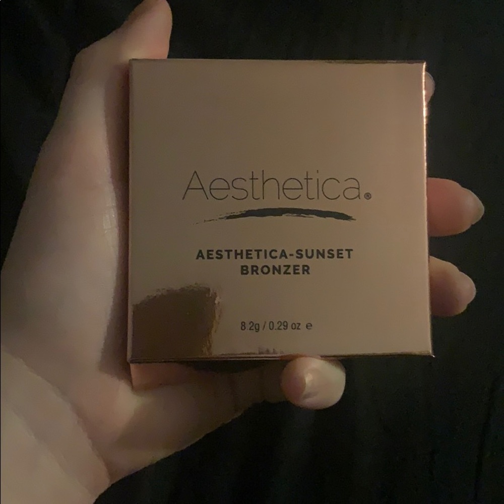 bronzer
